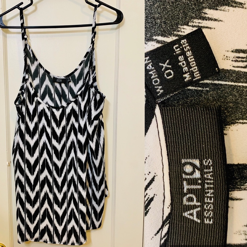 0x Women’s Apt 9 cami Tank Top